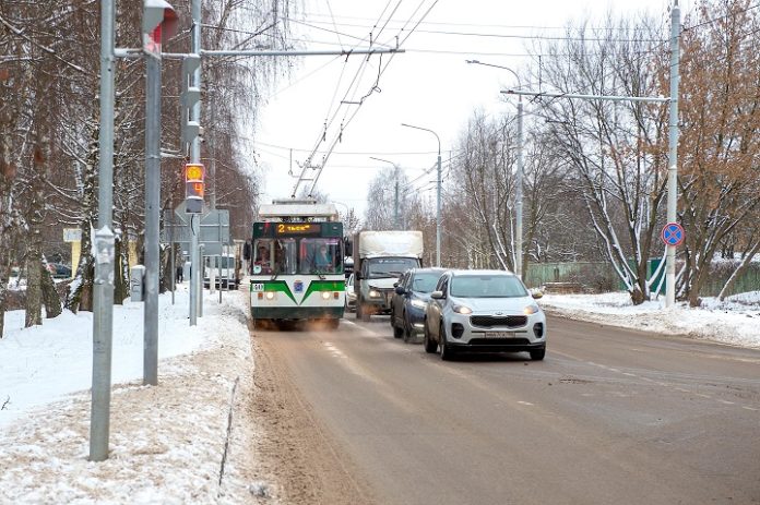Новые светофоры начали работать в Подольске