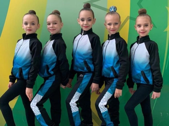 Жители округа – лучшие на соревнованиях по художественной гимнастике «Зимние узоры»