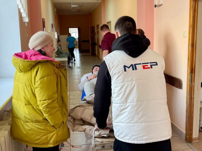 Подольские молодогвардейцы оказали адресную помощь в сопровождении жительницы микрорайона Львовский