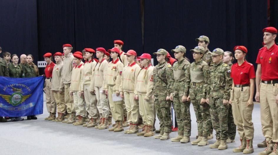 Более 200 юнармейцев Московской области борются за Кубок по огневой подготовке в Подольске