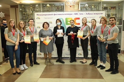 Театр поэзии «Апплаус» микрорайона Климовск — лауреат международного фестиваля