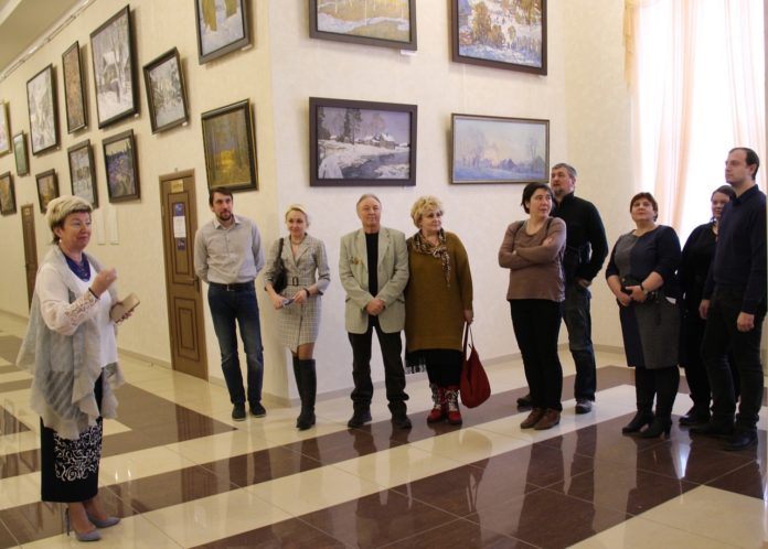 Выставка подольского художника Андрея Дианова открылась в муниципалитете