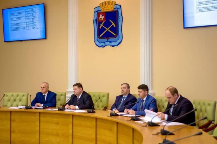 Николай Пестов провел встречу со старостами сельских населенных пунктов Большого Подольска