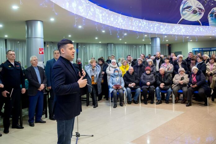 Секретарь подольского отделения партии «Единая Россия» встретился с жителями Весенней