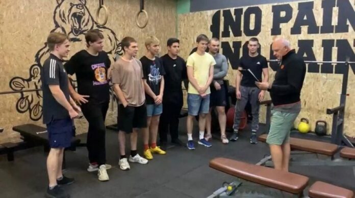 Спортивные мероприятия по русскому жиму и армспорту прошли в МУ СК «Цезарь»