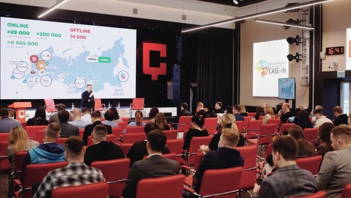 Образовательная программа для дирекций всероссийских и окружных молодежных форумов завершилась