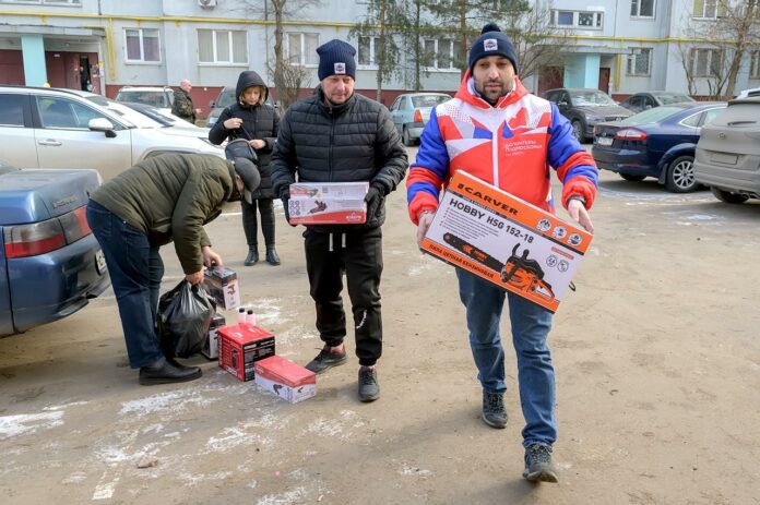 Подольский мукомольный завод передал гуманитарную помощь для бойцов СВО