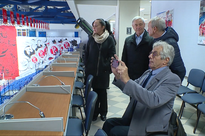 Руди Ван Дель Аббеле проверил доступность спортобъектов