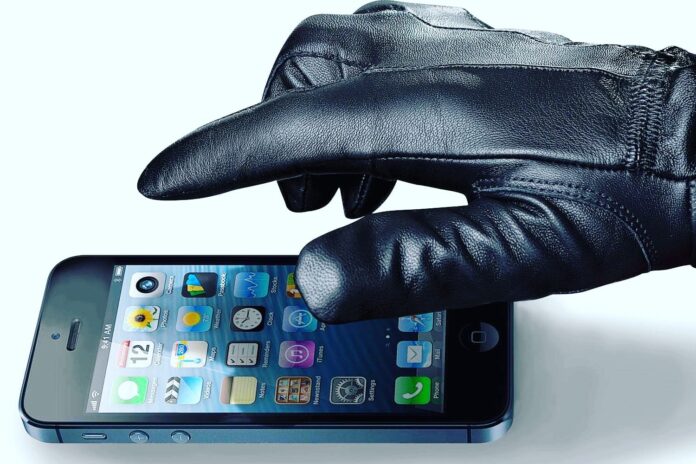 Подозреваемого в краже задержали полицейскиие Подольска