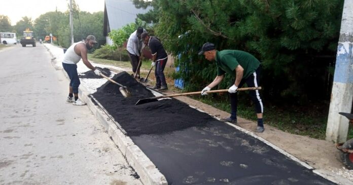 В микрорайоне Львовском Подольска обустроили новый тротуар