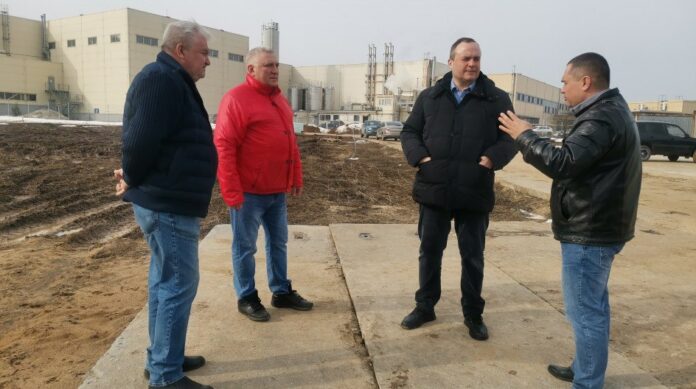 Депутат Совета депутатов посетил строительную площадку ООО «АПК Русский рыбный мир»