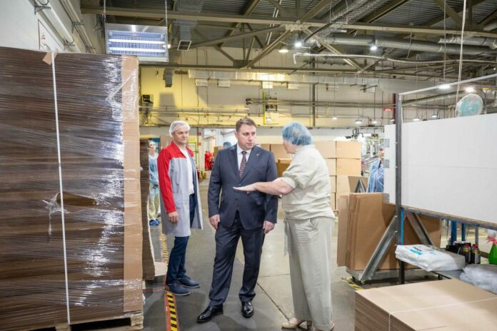 Дмитрий Жариков дал старт новым линиям производства предприятия «Георг Полимер»