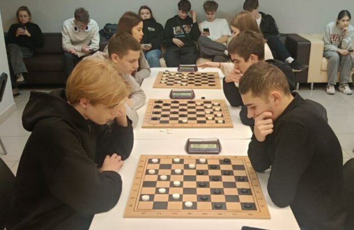 Лучшие команды шахматистов и шашистов стали известны на универсиаде