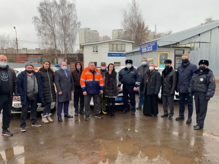 Ко Всемирному Дню памяти жертв дорожно-транспортных происшествий присоединились в Подольске полицейские и общественники