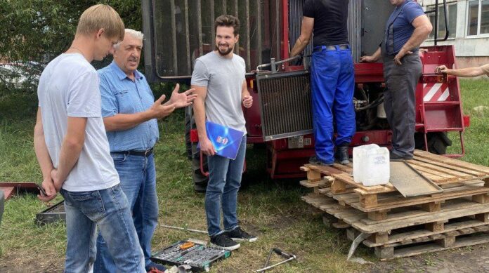 Прошла рабочая встреча партийцев с главным инженером ФГБУ «Подольская МИС» и представителем завода «Бежецксельмаш»