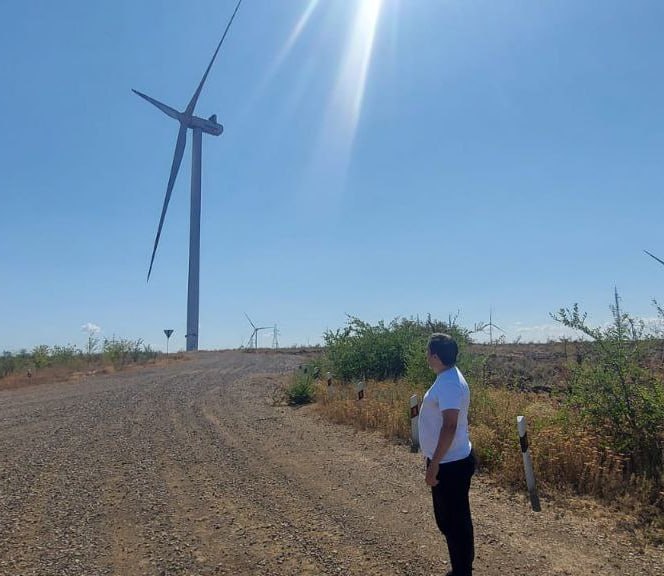 Депутат Совета депутатов горокруга Подольск посетил Каменско-Красносулинскую ветряную электростанцию в Ростовской области
