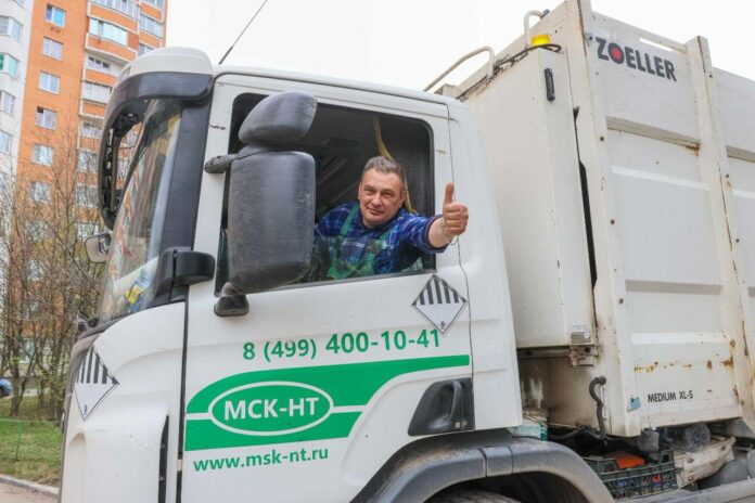 В Подольске продолжается модернизация контейнерных площадок