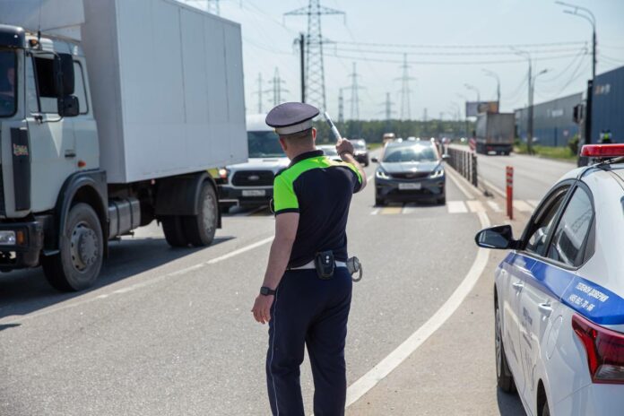 Рейд по выявлению уклонистов от армии и должников прошел в Подольске
