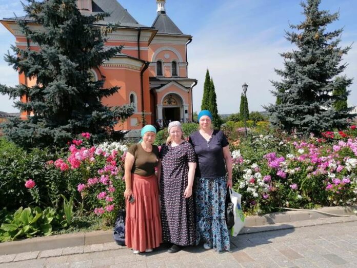 Подольские паломники совершили поездку в Введенский ставропигиальный мужской монастырь