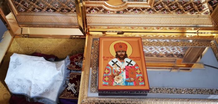 Часть святых мощей святителя Виктора исповедника, епископа Глазовского передана в Никольский храм Подольска