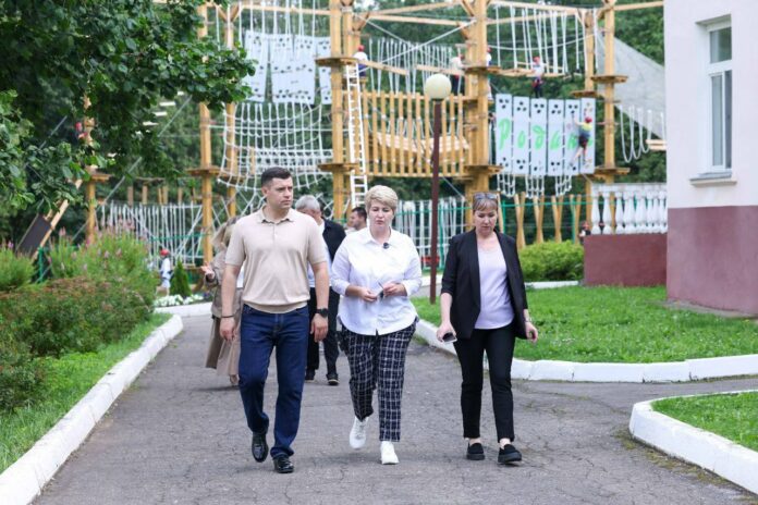 Григорий Артамонов оценил условия детского отдыха в лагере «Родина»