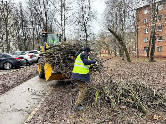Улицы и дороги Подольска становятся чище