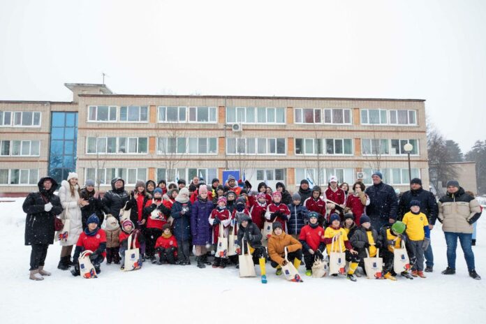 Ребята из ДНР и ЛНР, Белгородской области и Подольска встретились на турнире по футболу...
