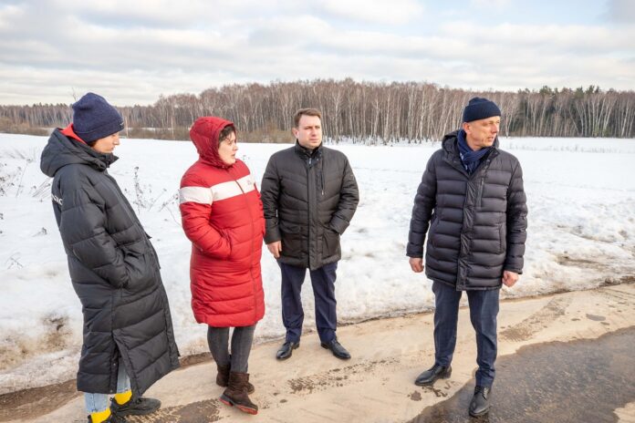 В перечень для бесплатного предоставления многодетным семьям включены 300 земельных участков в 2022 году