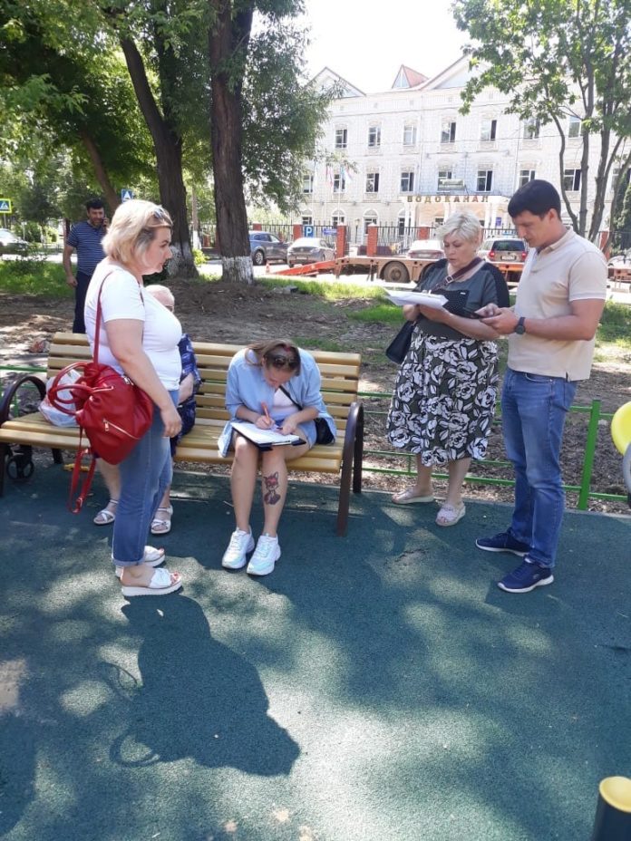 В Подольске состоялась проверка работ по благоустройству дворовых территорий