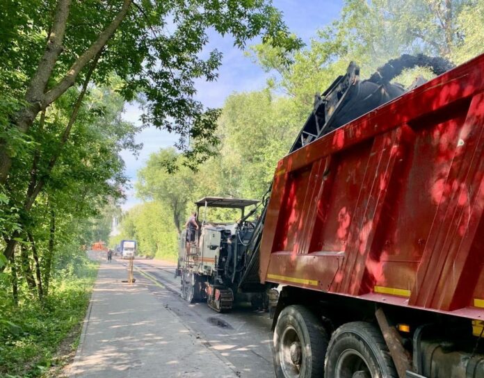 Дорожные работы на 2-м участке Бережковского проезда округа завершатся 20 июля