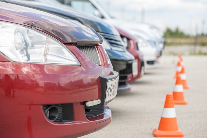 Задержан подозреваемый в краже из автомобильной школы