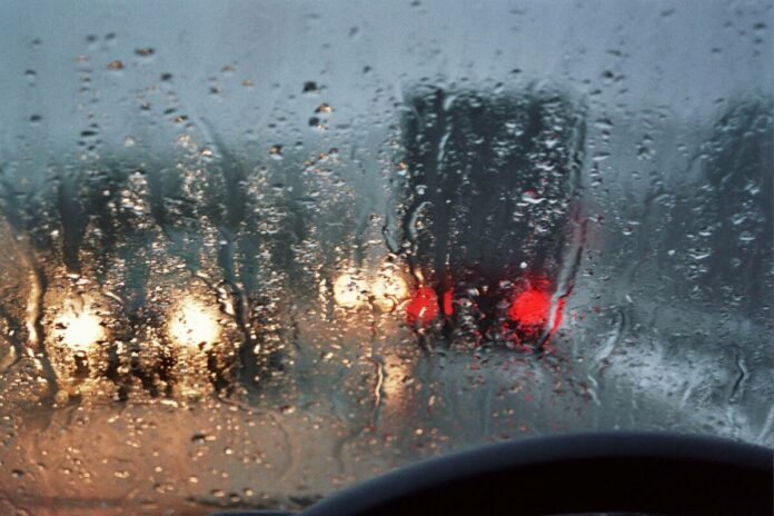 Внимание!  Сегодня в Подмосковье ожидается ливень и гроза! В некоторых районах уже наблюдается...