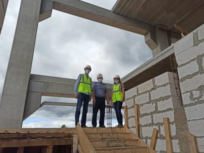 Главгосстройнадзор проверяет ход строительства производственного склада