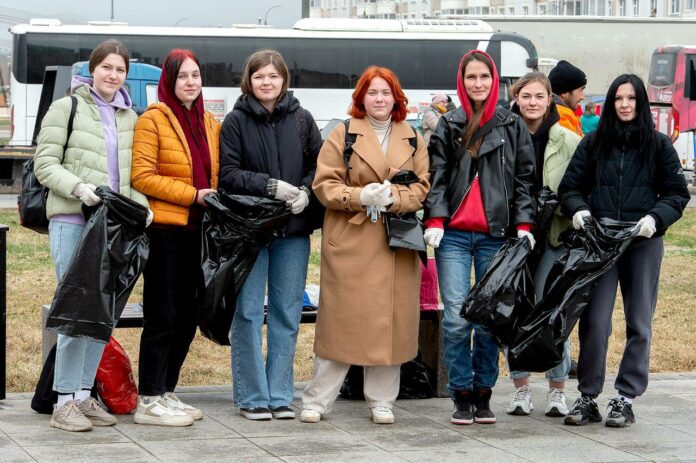 В первом субботнике приняли участие более шести тысяч человек!