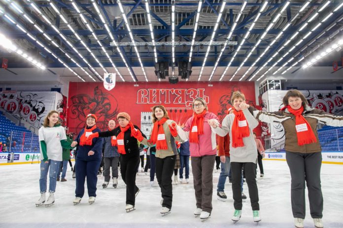 Более 100 подольчан старшего возраста приняли участие в катании на коньках в Ледовом дворце...