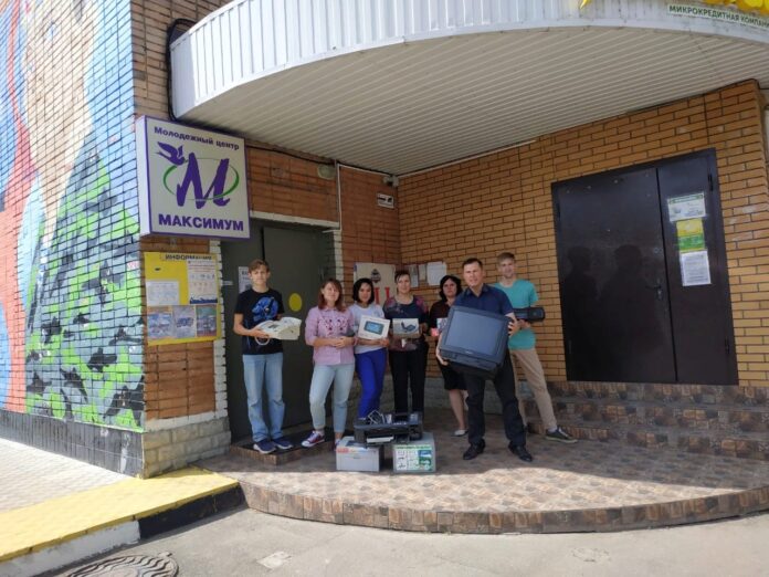 4 августа сотрудники МЦ «Максимум» приняли участие в акции «Школа утилизации: электроника»
