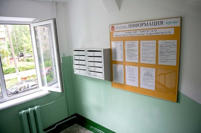 Годовой план по ремонту подъездов уже выполнен в Подмосковье почти на 40%