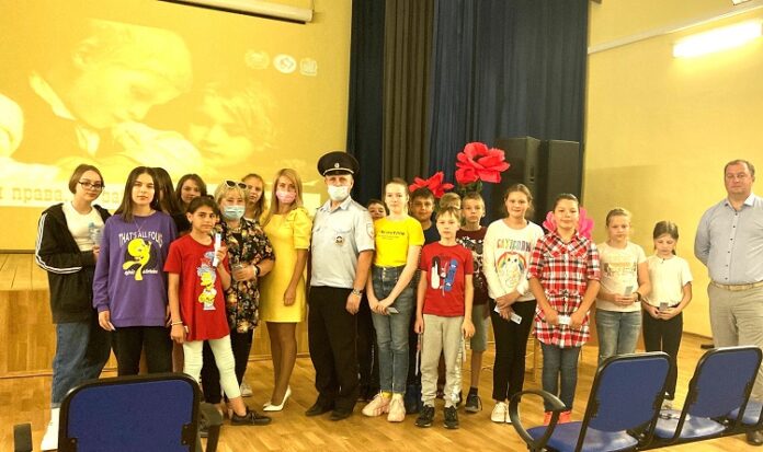 Профилактическое мероприятие в школе № 33 провела представитель Уполномоченного по правам человека в Г.о...