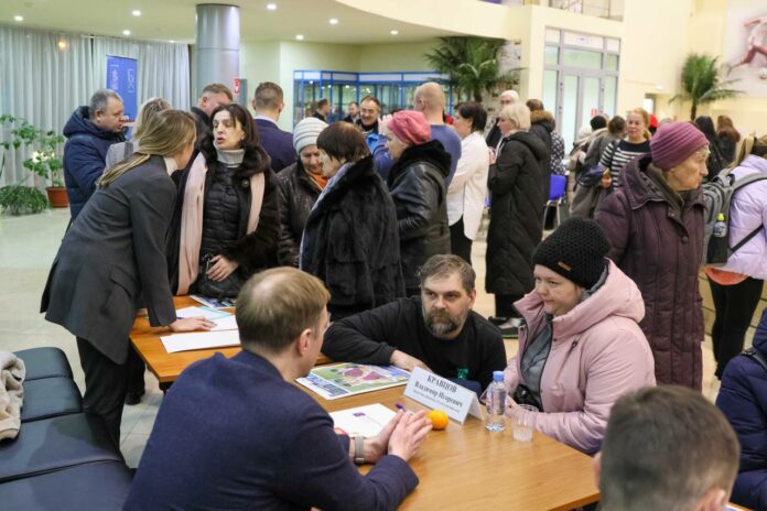 Выездная администрация Подольска вновь приняла жителей Весенней