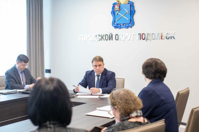 Глава муниципалитета Дмитрий Жариков провел личный приём граждан