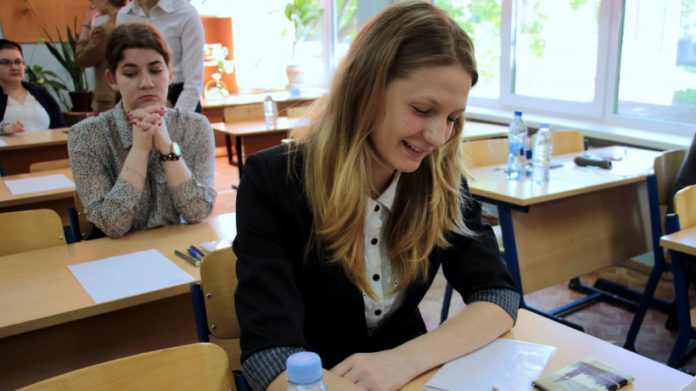 Вниманию подольчан: почти 21 тысяча подмосковных выпускников напишут ЕГЭ по математике 10 июля