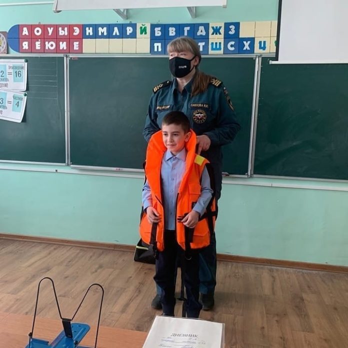 Завершился курс профилактических бесед на тему безопасности в подольской средней школе №13