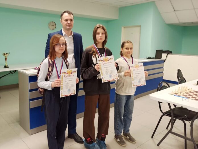 Муниципальный этап Всероссийского шахматного турнира между командами общеобразовательных школ «Белая ладья» прошел в округе
