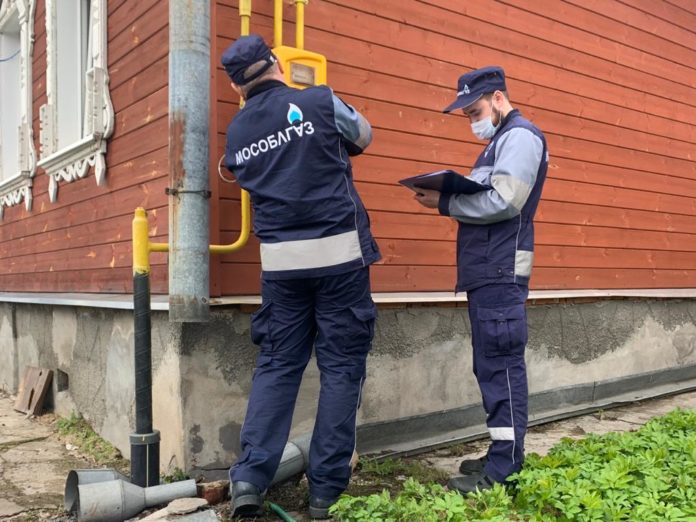 Мособлгаз обследует газовое оборудование в частных домах жителей Городского округа Подольск в майские праздники