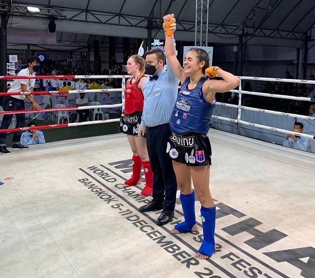 Воспитанница спортклуба «Варяг» победила в Чемпионате и Первенстве мира по тайскому боксу