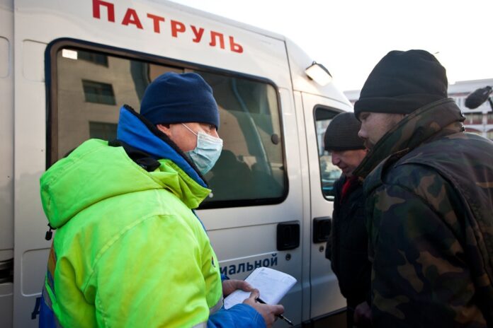 В Подольске работает служба социального патруля