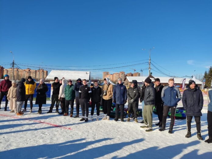 Соревнования по спуску на тюбинге прошли на горнолыжном спуске «Красная горка»