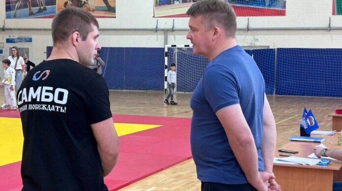 Депутат Совета депутатов встретился с членом общественного совета федерального партийного проекта «Zа Самбо»