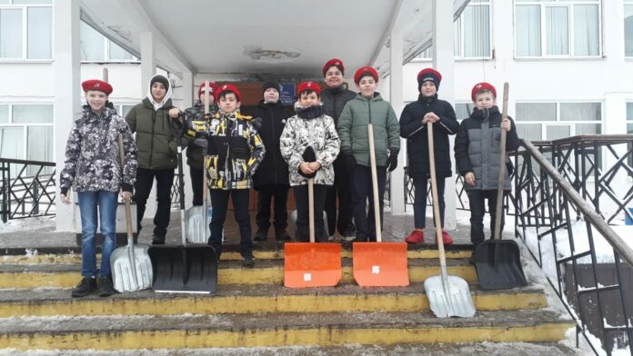 Юнармейцы округа провели операцию «Снежный десант»