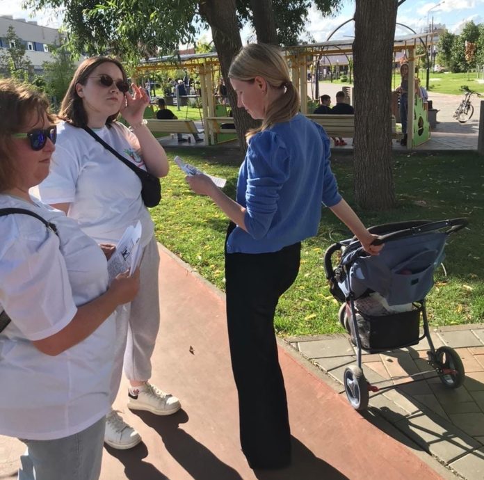 Акцию «Безопасные окна» провели молодые активисты Подольска